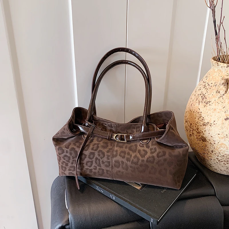 Luxury Bags In Sale - Bolsos de hombro con cerrojo de