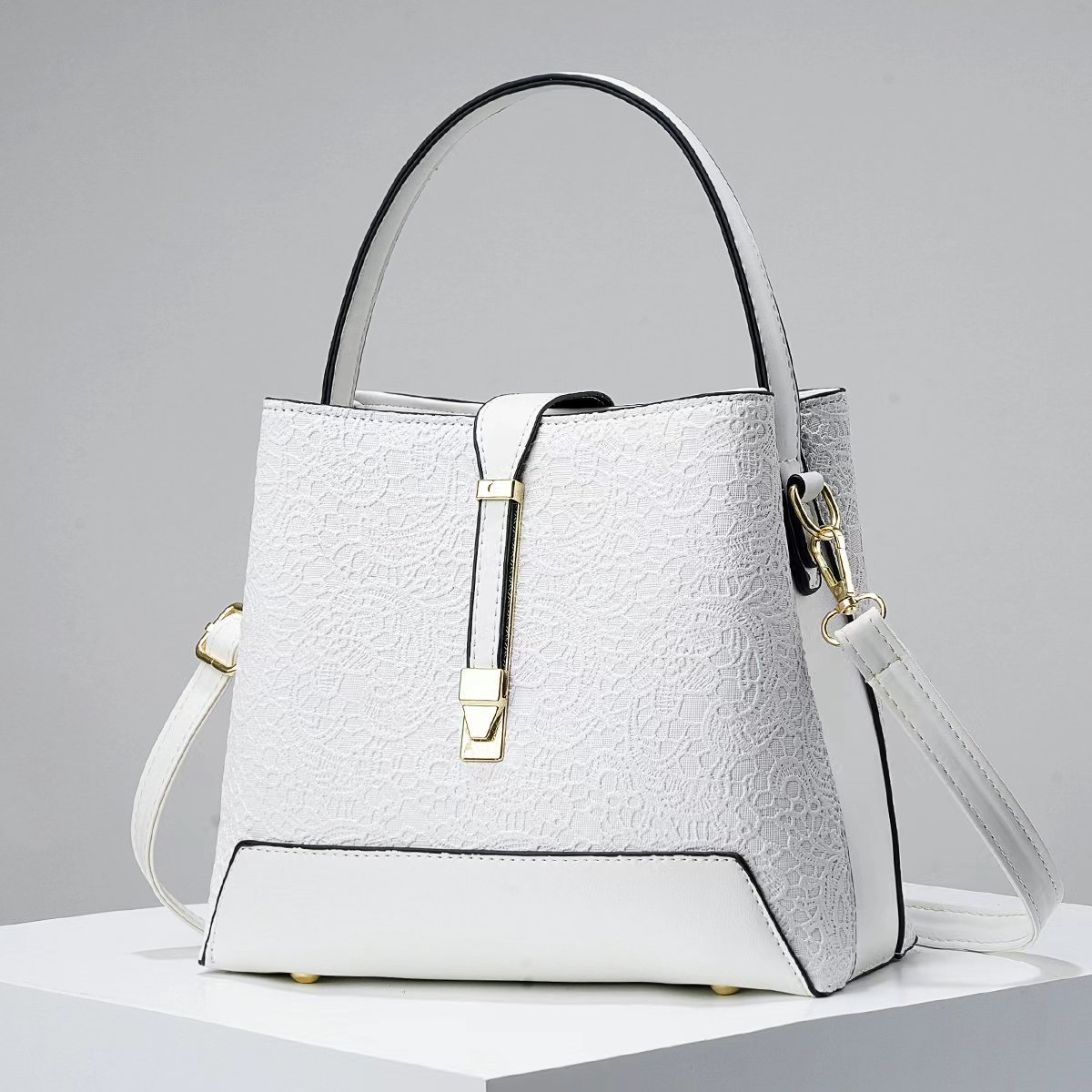 Nuevo Bolso de mano de lujo, b - Luxury Bags Reseller reseña y precio