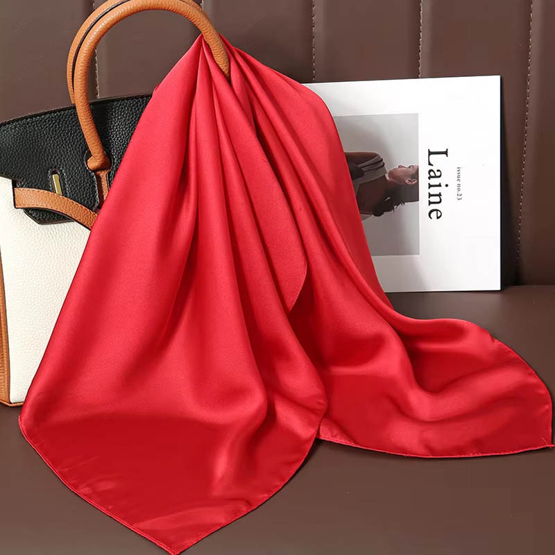 Bufanda cuadrada de seda de Co - Luxury Bags In China reseña y precio