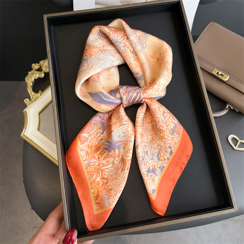 Pañuelo de diseño de lujo con  - Luxury Bags In China reseña y precio
