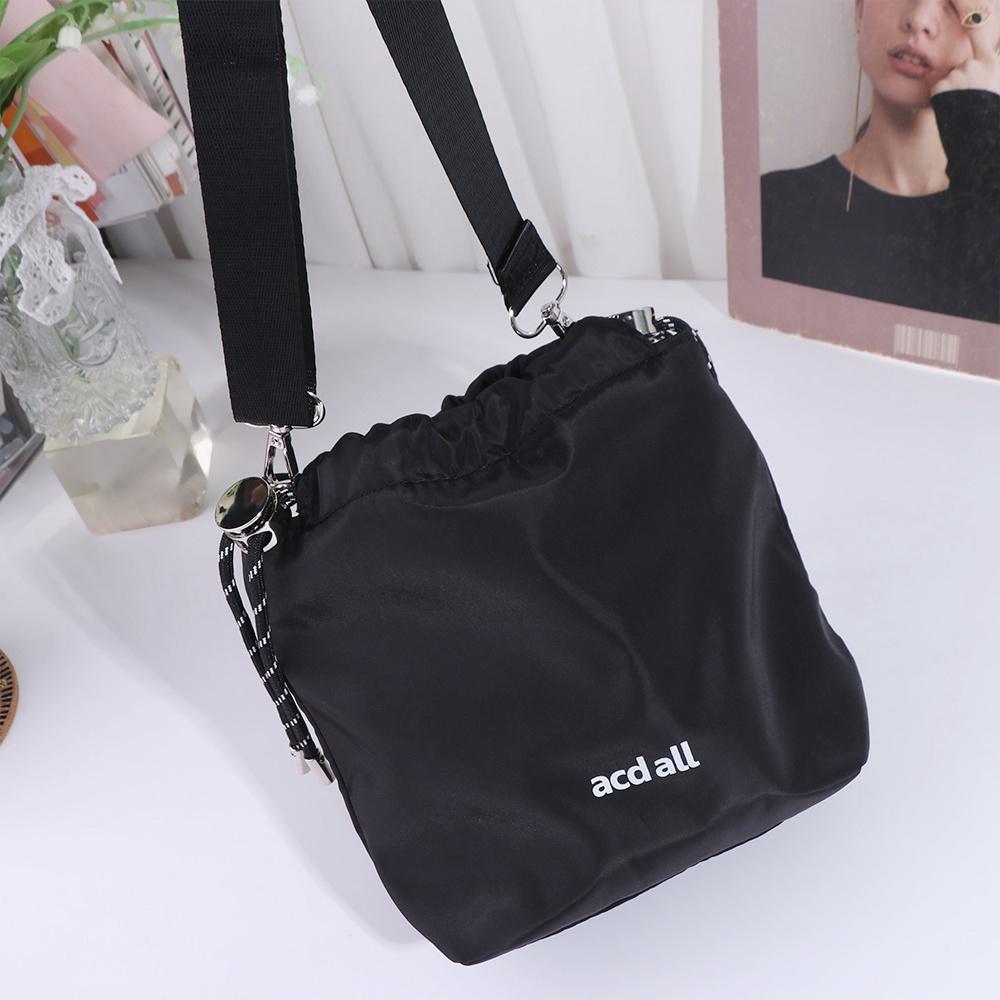 Elegante bolso tipo cubo con c - Luxury Bags Storage reseña y precio