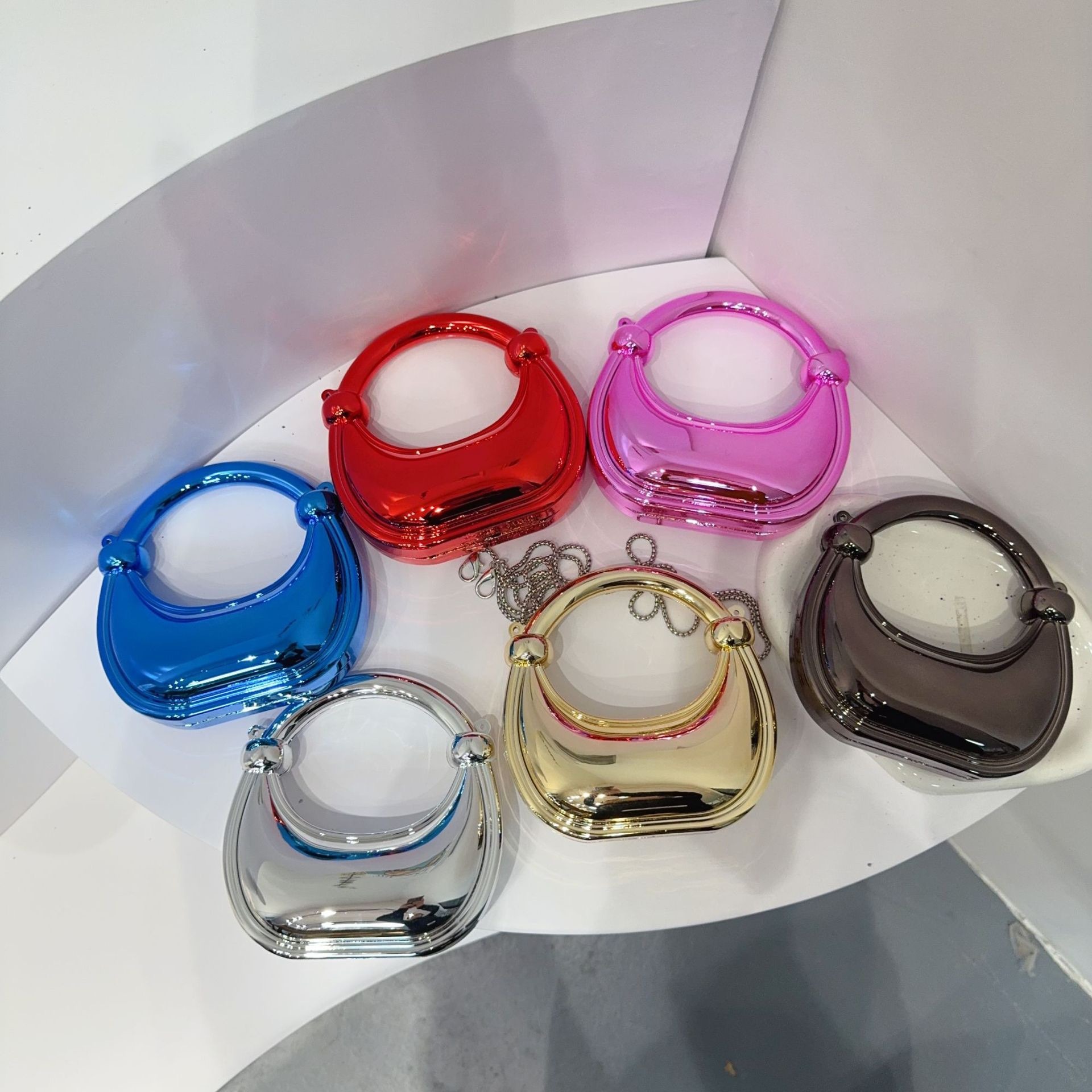 Mini bolso de noche dorado, mo - Luxury Bags Reseller reseña y precio