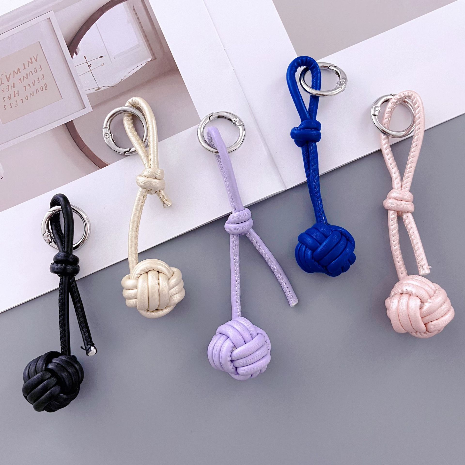 Colgante para bolso, bola japo - Luxury Japanese Bags Brands reseña y precio