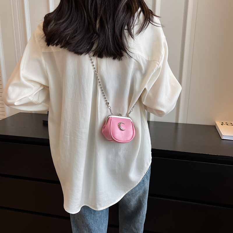 Mini bolsos cruzados plateados - Luxury Y2K Bags reseña y precio