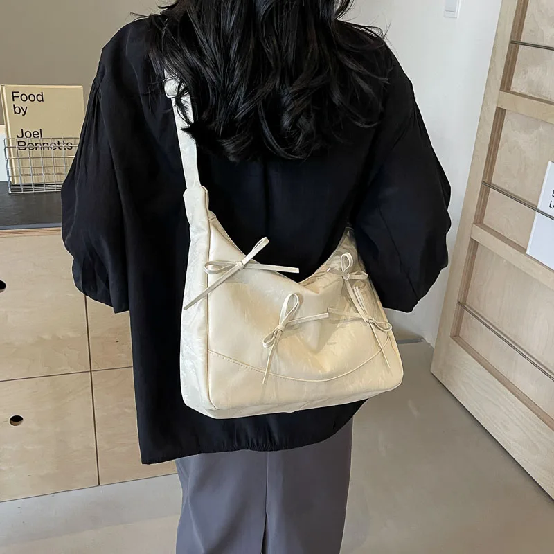 Bolso cruzado con diseño de ag - Luxury Y2K Bags reseña y precio