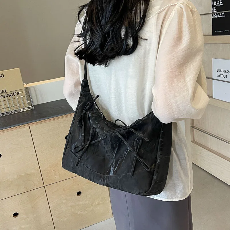 Bolso cruzado con diseño de ag - Luxury Y2K Bags reseña y precio